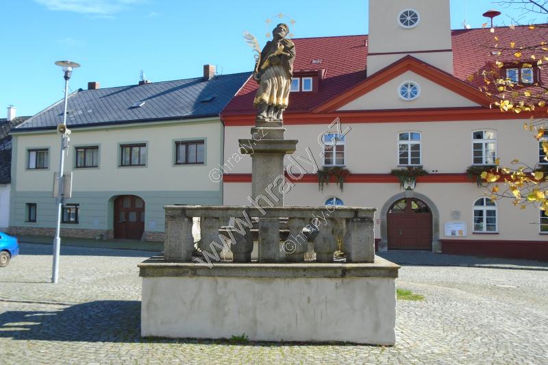socha sv. Jana Nepomuckého