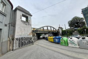  (© Milan Caha  06/2025)