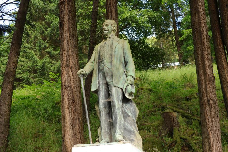 socha Jindřicha Mattoniho