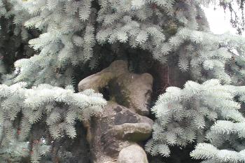 socha na zámecké zdi (© Alena Volná, 6/2008)