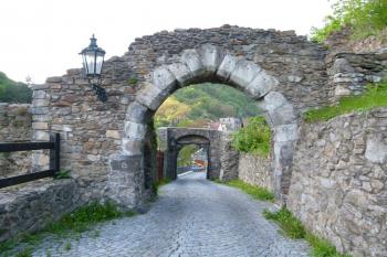 krupka - hradní brány (© zdeněk komínek, 05/2011)