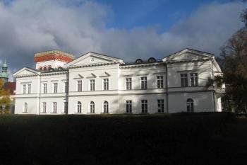 Liberecký zámek (© Taribo, 10/2012)