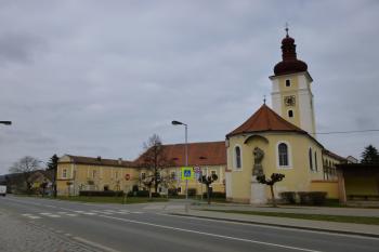 zámek Nové Dvory (© Vlastislav Mareček, 03/2016)