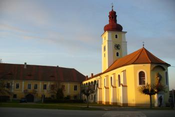 Nové Dvory - zámek  (© Pavel Jarý, 15.11.2008)