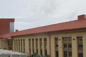 Klášter bosých karmelitánek z Ávily v Drastech u Klecan. (© Pavel Vítek  08/2025)