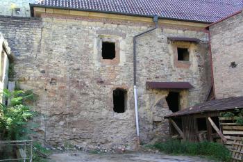 jižní průčelí hradního paláce (© Karel Husák, 08/2008)