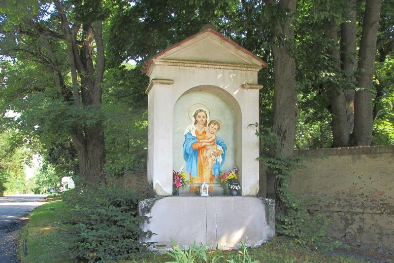 výklenková kaplička
