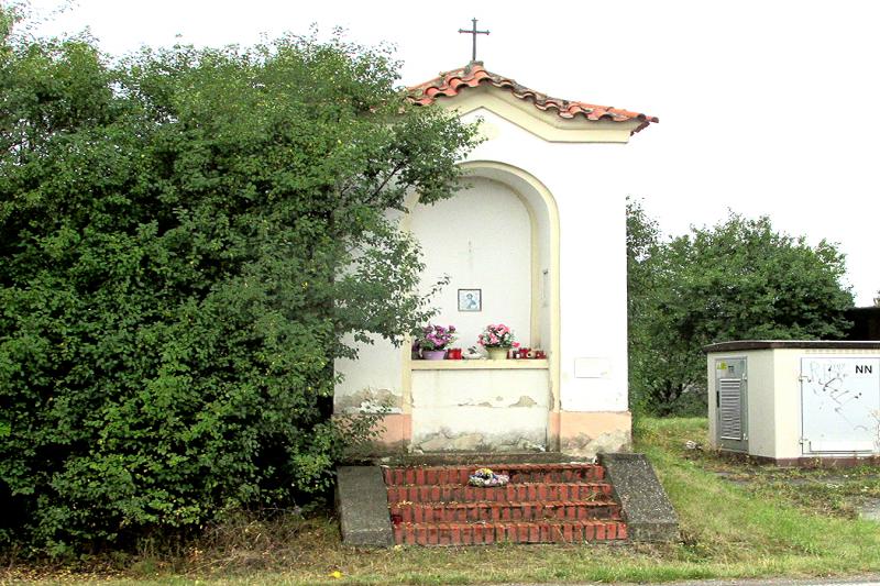 výklenková kaplička