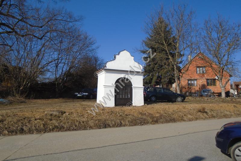 výklenková kaple sv. Jana Nepomuckého
