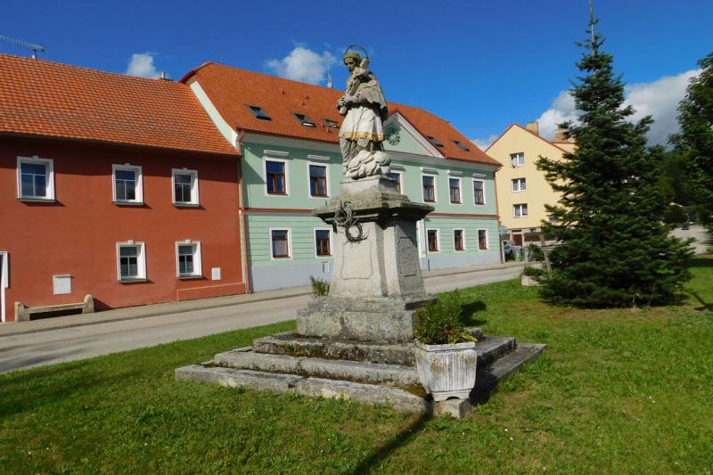 socha sv. Jana Nepomuckého