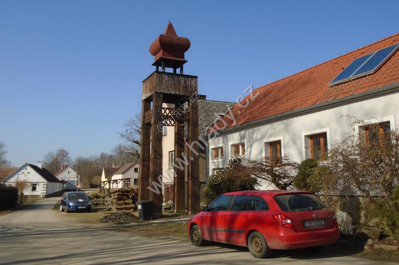 dřevěná zvonice Hůrka dřevěná zvonice Hůrka