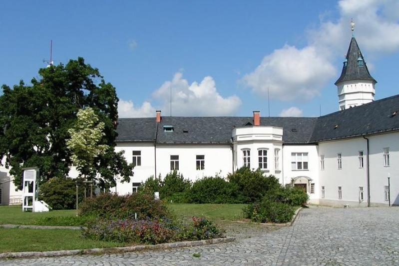 Komořany