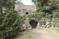 akvadukt a grotta (jeskyně Peklo)