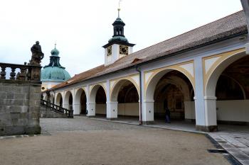 (© František Kinař, 04/2016)
