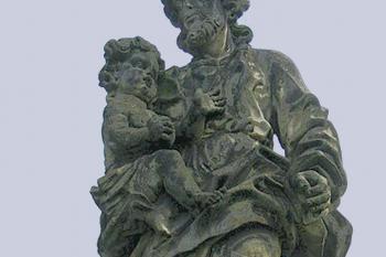 Socha sv. Josefa v Kožušanech v okrese Olomouc. (© Pavel Vítek  09/2025)