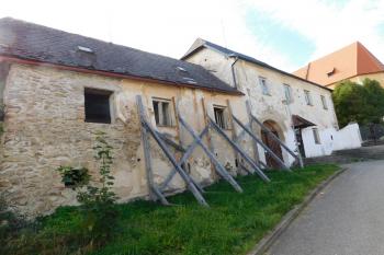  (© Milan Caha  09/2025)