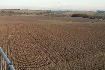 Výhled z Milovanské rozhledny (© M. Veselý 10/2025)