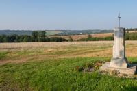 kříž na Milovanské cestě