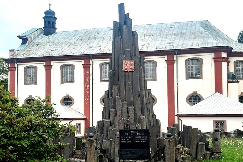 památník obětem fašismu