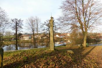  (© Milan Caha  11/2025)