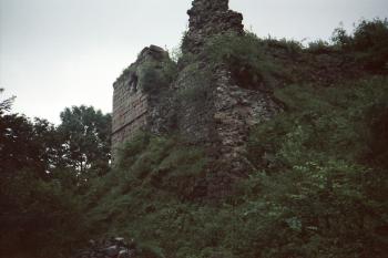 Zřícenina hradu Kumburk (© Vlastislav Mareček, 07/1989)