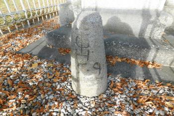  (© Milan Caha  09/2025)