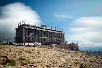 Sněžka-poštovna (© Tomáš Droppa 07/2019)