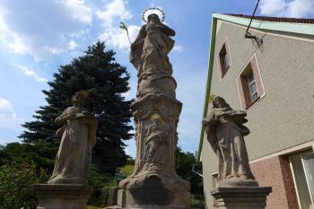 sousoší Panny Marie (© Eva Koutná 08/2015)