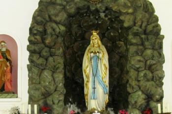 Božanov-interiér poutní kaple (© Alena Říhová 08/2014)