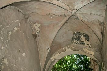 Predhradí, průjezd ( © Luděk Pitter 06/2006)