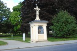 výklenková kaple Panny Marie