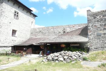 Hrad Kunětická Hora krčma (© aleshwarrior, 06/2014)
