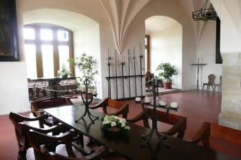 Hrad Kunětická Hora - Rytířský sál (© aleshwarrior, 06/2014)