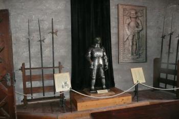 Hrad Kunětická Hora - zbrojnice (© aleshwarrior, 06/2014)