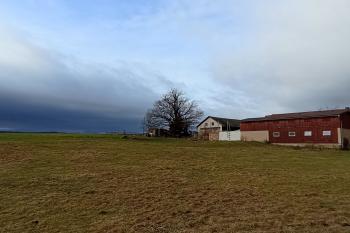 obelisk (© Milan Žáček 12/2022)