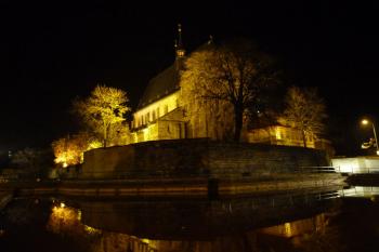 kostel sv. Gotharda (© František Kinař, 11/2012)