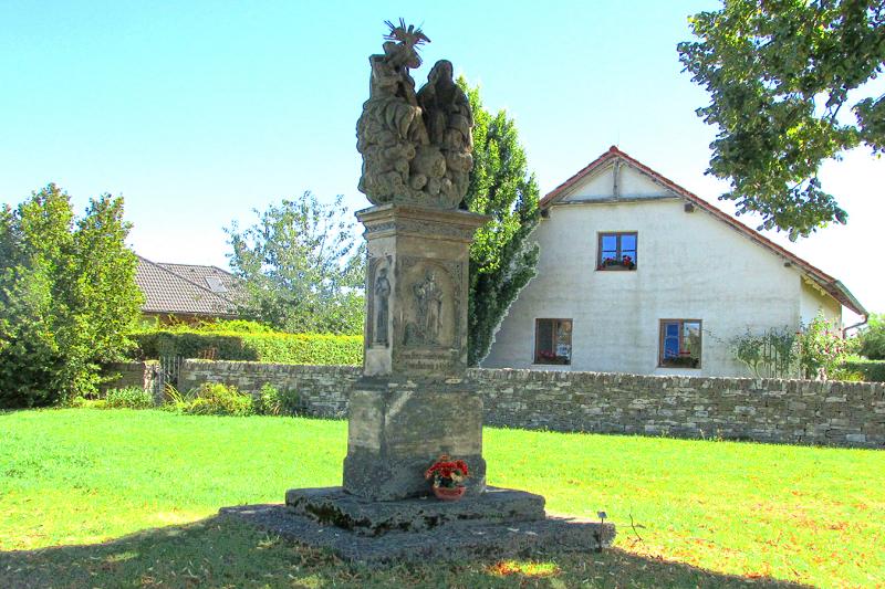 socha Nejsvětější Trojice socha Nejsvětější Trojice