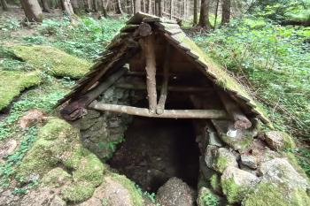  (© Jaroslav Špiroch  08/2025)