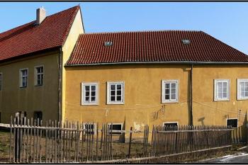 Pohled od západu ( © Petr Turyna 01/2006)