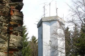 Stará rozhledna ( © Jiří Čížek 04/2005)