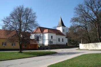 Diváky-kostel (© Marek Dokoupil 04/2017)