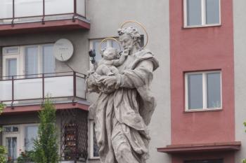  (Isolda11, CC BY-SA 3.0 <https://creativecommons.org/licenses/by-sa/3.0>, via Wikimedia Commons)