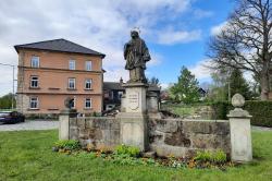 socha sv. Jana Nepomuckého