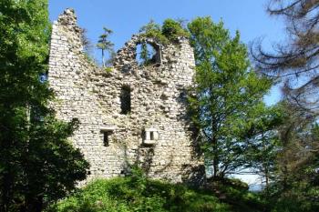 pohled od východu ( © Jiří Čížek 07/2005)