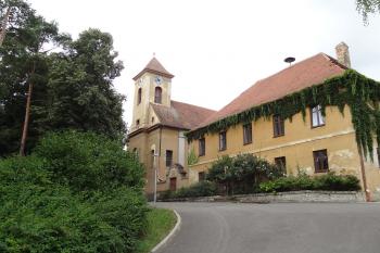 Borkovany-kostel (© Zdenek Schimmer 07/2024)