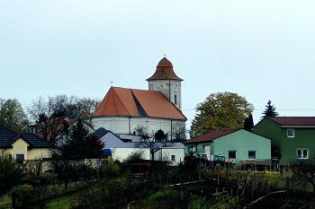 Bořetice-kostel (© Jan Klimeš 11/2023)