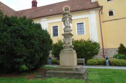 socha Panny Marie Immaculaty