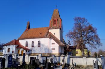 Holubice-kostel (© Jan Formánek 02/2025)