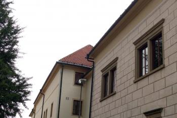 Severozápadní průčelí (© Jiří Cukr, 08/2014)