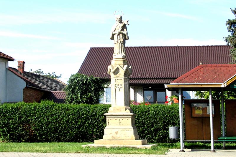 socha sv. Jana Nepomuckého
